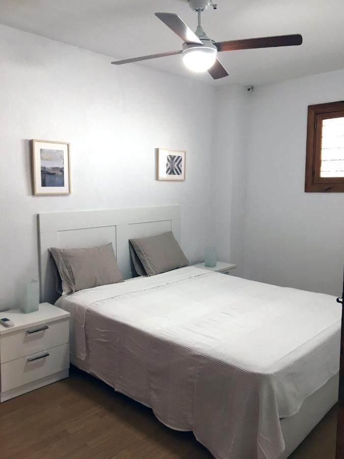 Apartamento Con Vistas Al Mar. Primera Linea De Playa. Aguadulce  Exterior photo